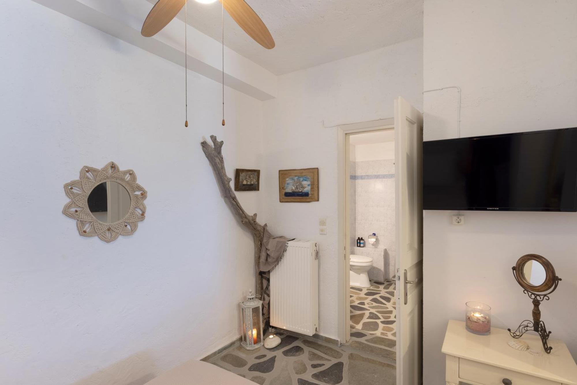 Aegean View - Seaside Apartment In Syros อาโซลิมโนส ภายนอก รูปภาพ