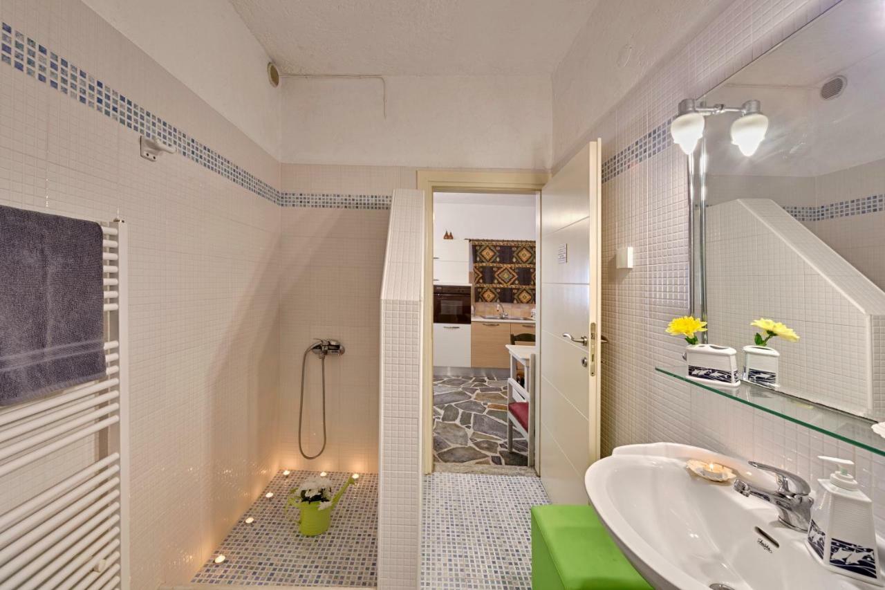 Aegean View - Seaside Apartment In Syros อาโซลิมโนส ภายนอก รูปภาพ